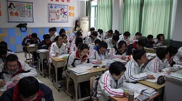 Etude chinois élèves chinois